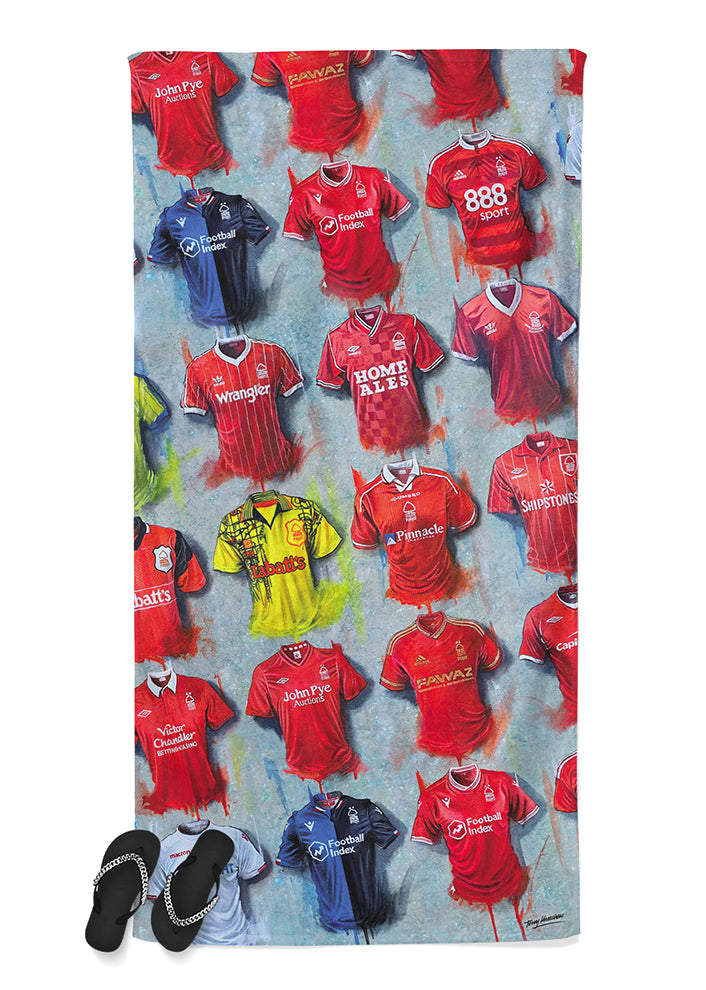 Nottingham Forest Shirts - A Tricky Tree's Collection Beach Towel