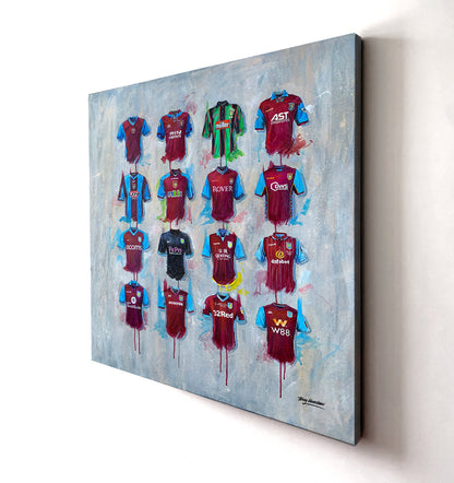 Aston Villa Canvases by Terry Kneeshaw are a collection of impressive artworks that come in various sizes, including 20x20, 30x30, and 40x40. Each canvas is available in either a framed or unframed black floating frame. The artwork features a striking abstract composition with bold colors and textures that pay tribute to the legendary Aston Villa team. Perfect for any Aston Villa fan or football enthusiast, these canvases are a great addition to any room and are sure to impress.