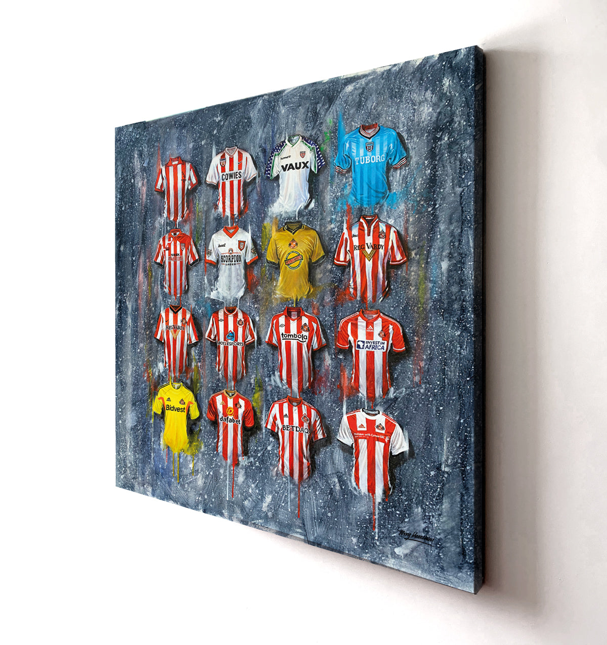 Transform any wall into a Sunderland fan zone with these stunning canvases from Terry Kneeshaw. These canvases feature various artwork of the Sunderland team, and come in various sizes: 20x20, 30x30, or 40x40, and in either a framed or unframed black floating frame. Whether you are looking to decorate your home, office, or man cave, these canvases are perfect for any Sunderland fan looking to show their support for the team.